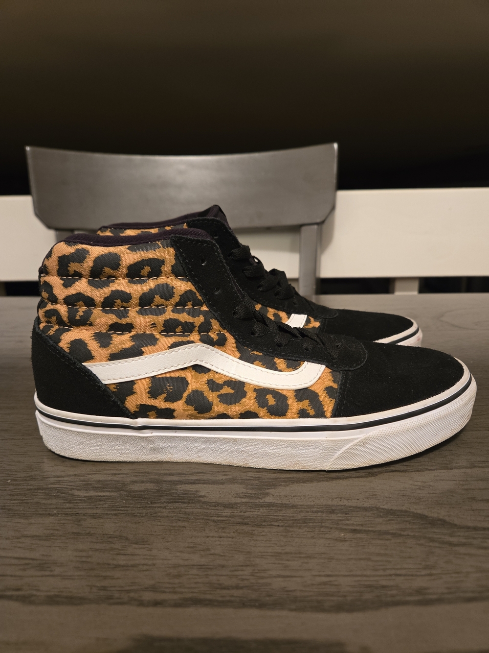 Vans Sk8-Hi Womens Size 8 Black White Athletic Walking Skateboard Shoes Sneakers